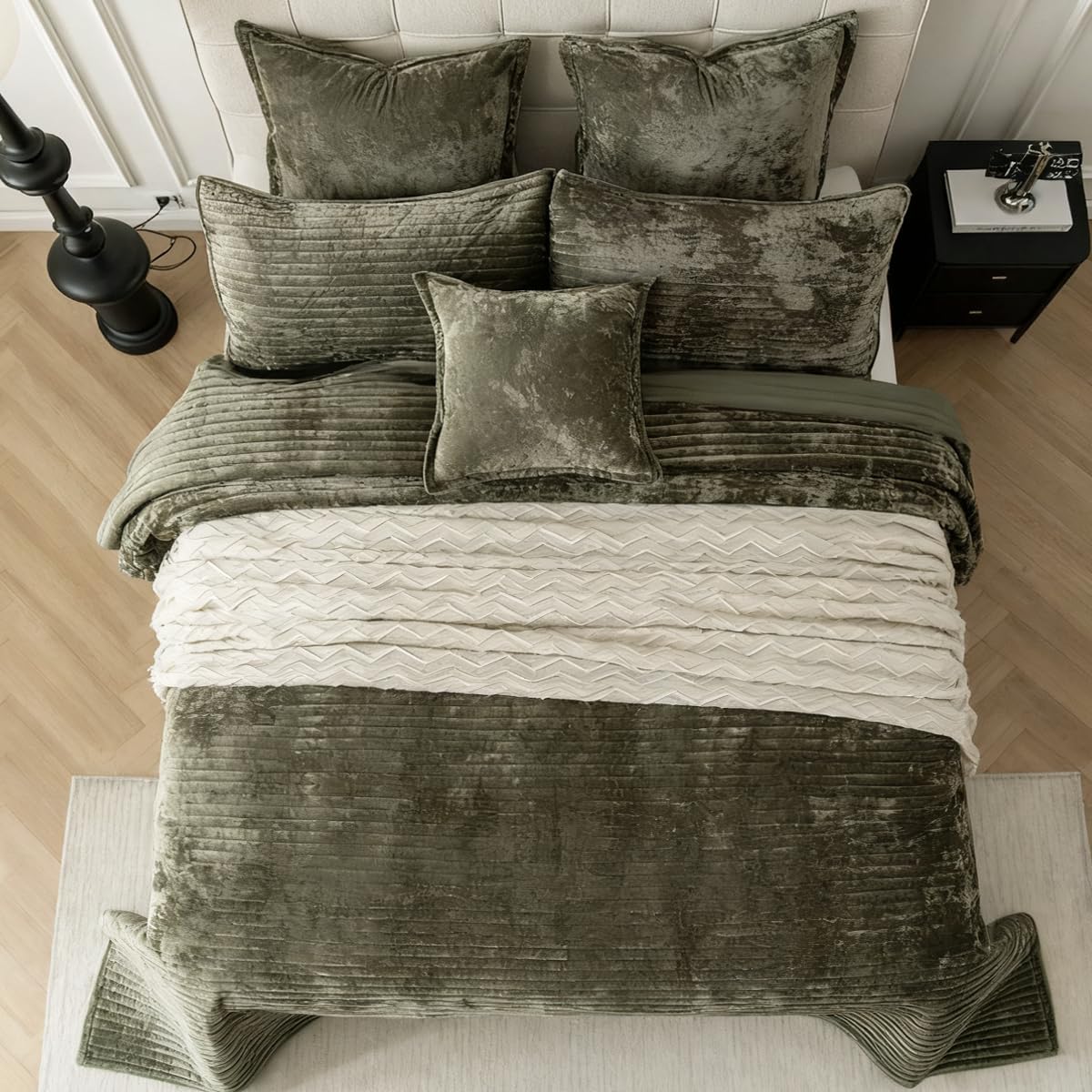 Velvet Oversized King Size Quilt Set 120x128 Soft Striped Bed Cover Set All Seasons Cozy Breathable Bedspread Includes 2 Pillowcases 20×36,Army Green